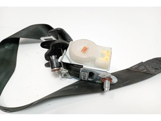 bontott HYUNDAI i20 Bal hátsó Biztonsági Öv