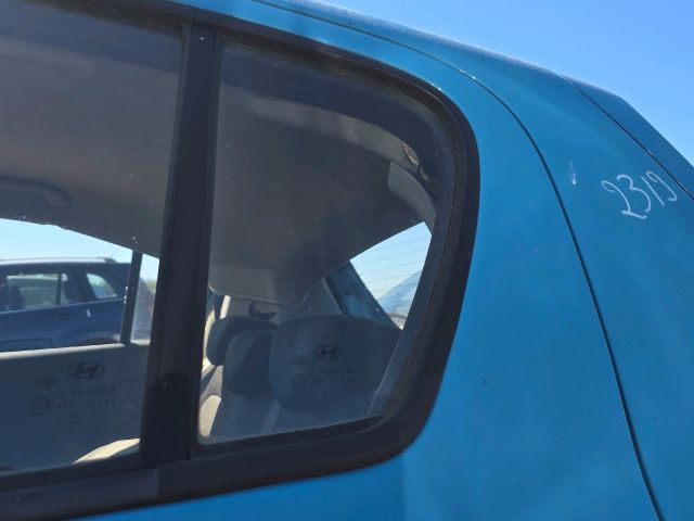 bontott HYUNDAI i20 Bal hátsó Fixüveg (Ajtóban)