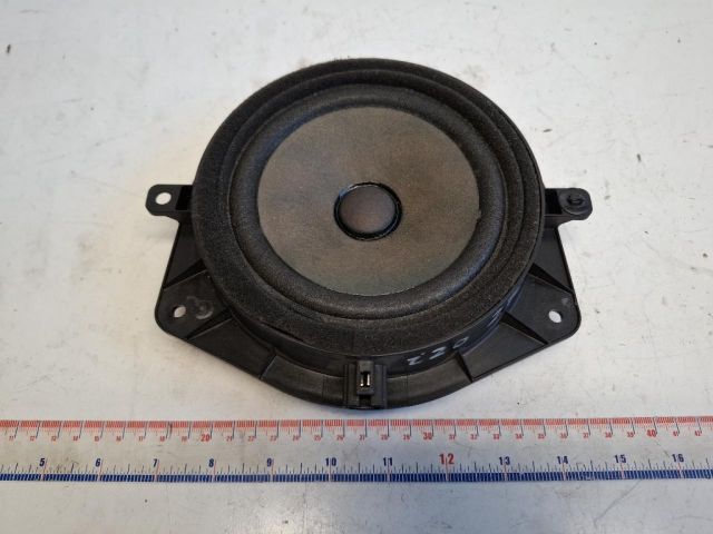 bontott HYUNDAI i20 Bal hátsó Hangszóró