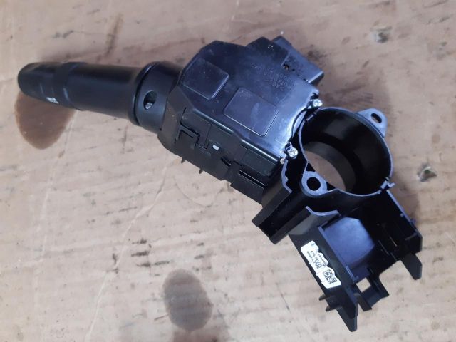 bontott HYUNDAI i20 Bal Kormánykapcsoló Irányjelző