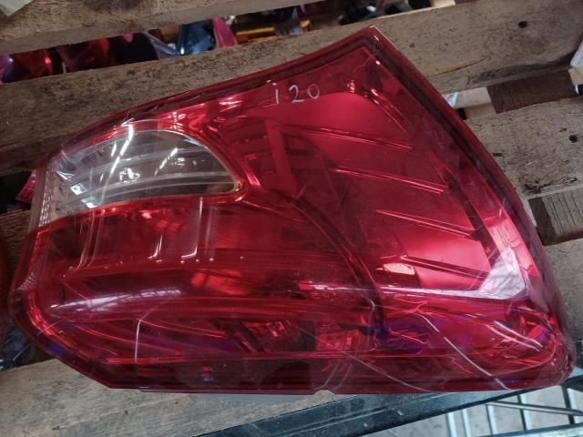 bontott HYUNDAI i20 Bal Külső Hátsó Lámpa