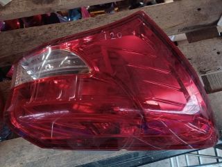 bontott HYUNDAI i20 Bal Külső Hátsó Lámpa