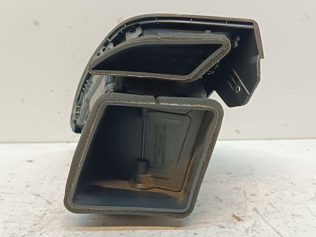 bontott HYUNDAI i20 Bal Szellőző