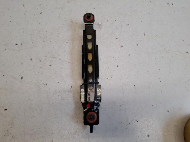 bontott HYUNDAI i20 Biztonsági Öv Magasság Állító