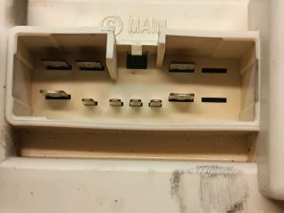 bontott HYUNDAI i20 Biztosítéktábla Utastér