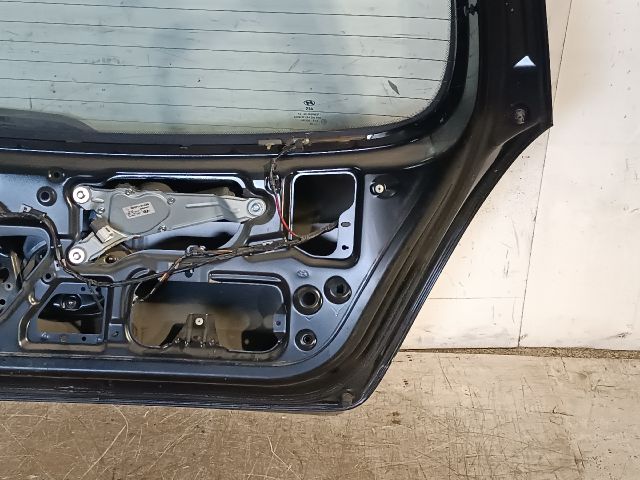 bontott HYUNDAI i20 Csomagtérajtó (Részeivel)