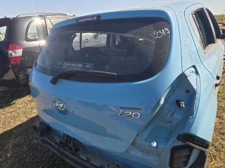 bontott HYUNDAI i20 Csomagtérajtó (Üres lemez)