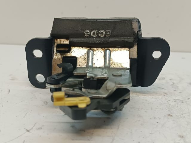 bontott HYUNDAI i20 Csomagtérajtó Zárszerkezet