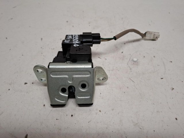 bontott HYUNDAI i20 Csomagtérajtó Zárszerkezet