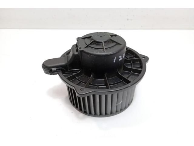 bontott HYUNDAI i20 Elektronika (Magában)