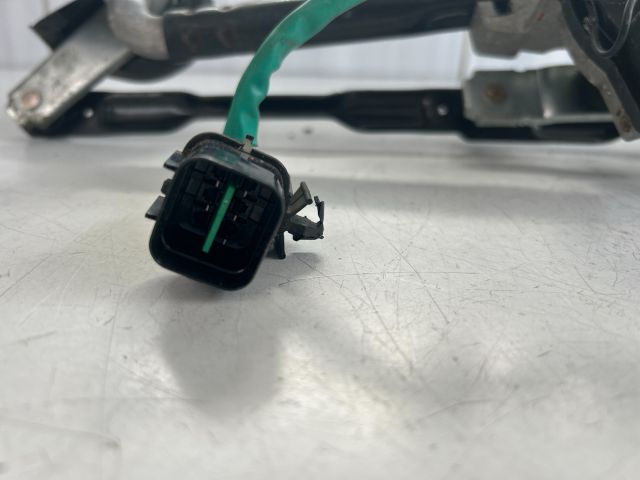 bontott HYUNDAI i20 Első Ablaktörlő Szerkezet Motorral