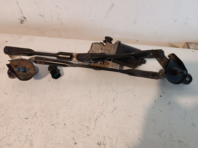 bontott HYUNDAI i20 Első Ablaktörlő Szerkezet Motorral