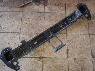 bontott HYUNDAI i20 Első Lökhárító Merevítő (Fém)