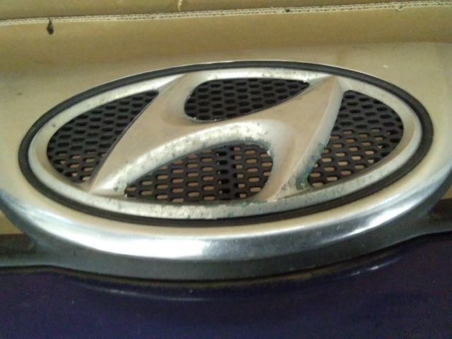 bontott HYUNDAI i20 Első Lökhárító (Részeivel)