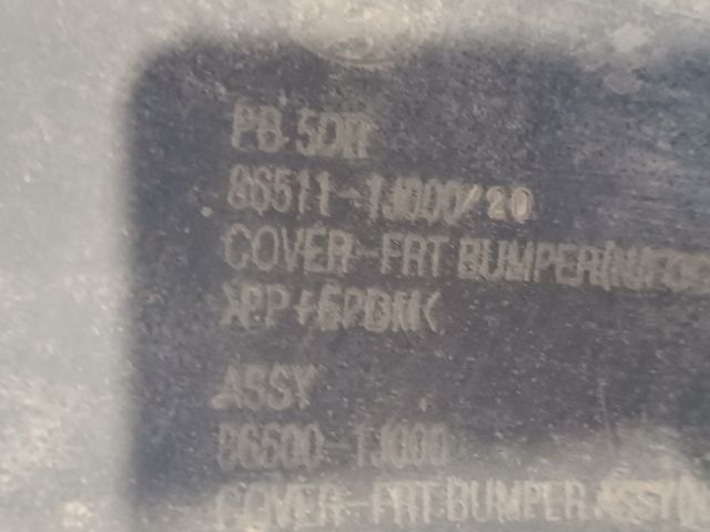 bontott HYUNDAI i20 Első Lökhárító (Részeivel)