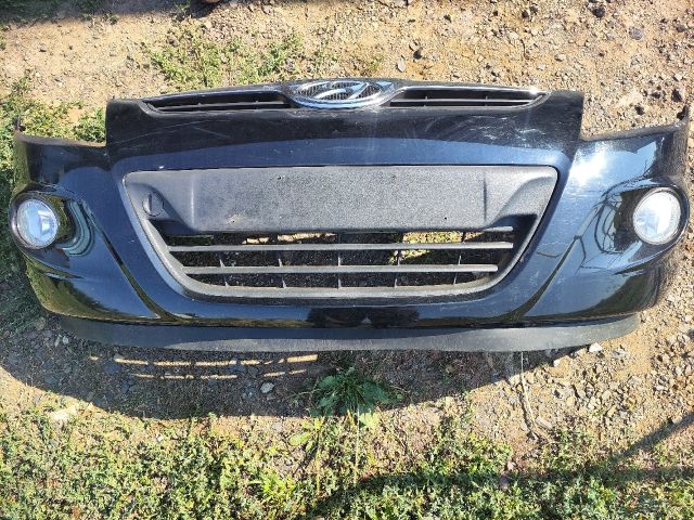 bontott HYUNDAI i20 Első Lökhárító (Részeivel)
