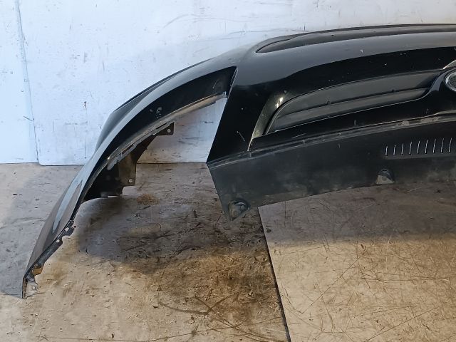 bontott HYUNDAI i20 Első Lökhárító (Részeivel)