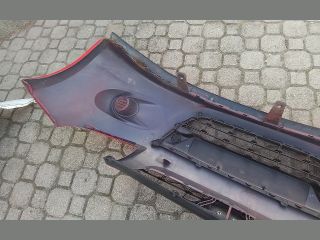 bontott HYUNDAI i20 Első Lökhárító (Részeivel)