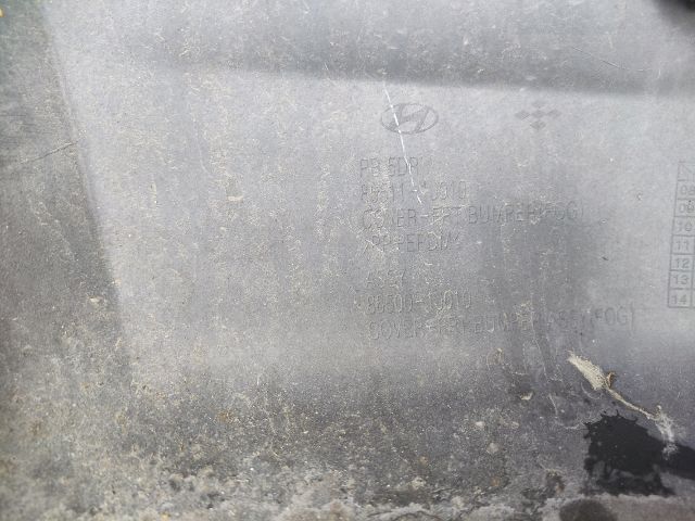 bontott HYUNDAI i20 Első Lökhárító (Részeivel)