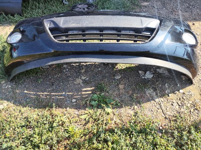 bontott HYUNDAI i20 Első Lökhárító (Részeivel)