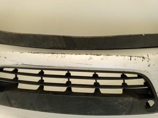 bontott HYUNDAI i20 Első Lökhárító (Üresen)