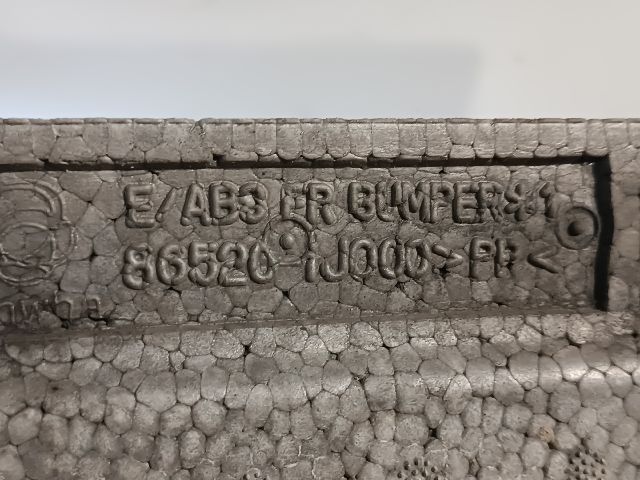 bontott HYUNDAI i20 Első Lökhárító Ütközés Elnyelő Hab