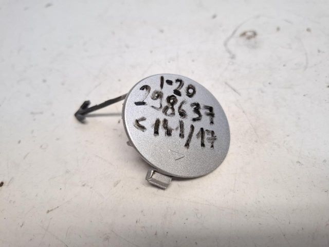 bontott HYUNDAI i20 Első Vonószem Burkolat