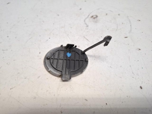 bontott HYUNDAI i20 Első Vonószem Burkolat