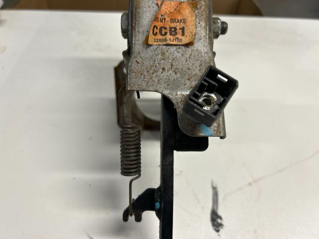 bontott HYUNDAI i20 Fékpedál