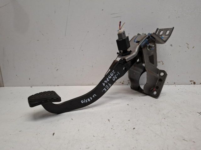 bontott HYUNDAI i20 Fékpedál