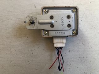 bontott HYUNDAI i20 Fényszóró Elektronika