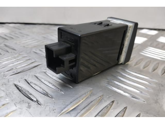 bontott HYUNDAI i20 Fényszórómagasság Állító Kapcsoló