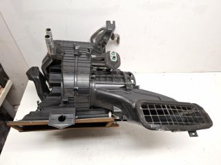 bontott HYUNDAI i20 Fűtés Box