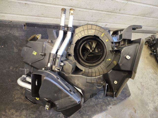 bontott HYUNDAI i20 Fűtés Box