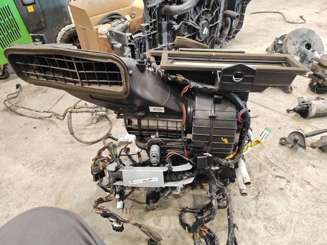 bontott HYUNDAI i20 Fűtés Box