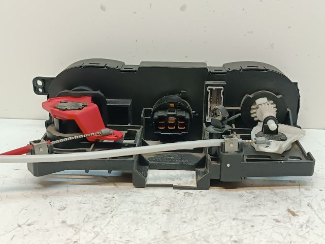 bontott HYUNDAI i20 Fűtéskapcsoló (Nem klímás)