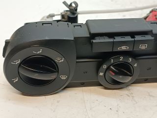 bontott HYUNDAI i20 Fűtéskapcsoló (Nem klímás)