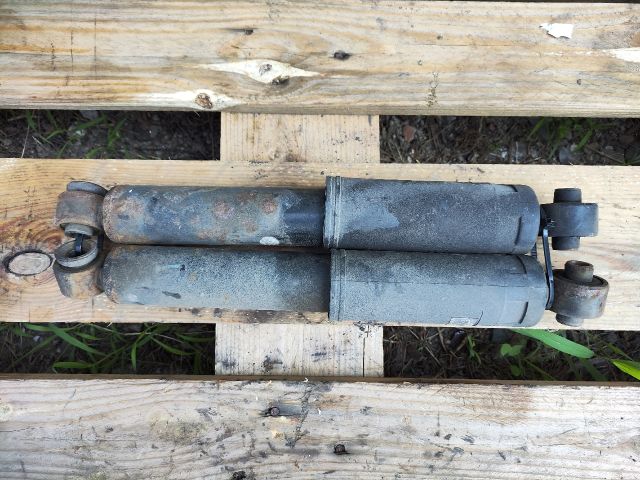 bontott HYUNDAI i20 Hátsó Lengéscsillapító Pár