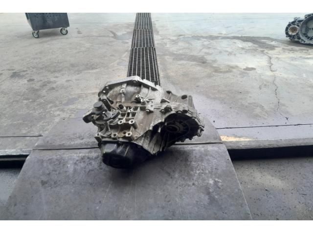 bontott HYUNDAI i20 II Váltó (Mechanikus)