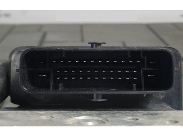 bontott HYUNDAI i20 II ABS Kocka