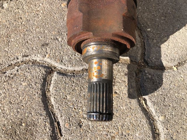 bontott HYUNDAI i20 II Bal Féltengely