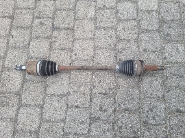 bontott HYUNDAI i20 II Bal Féltengely