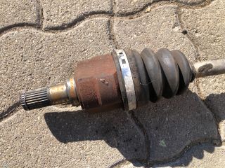 bontott HYUNDAI i20 II Bal Féltengely