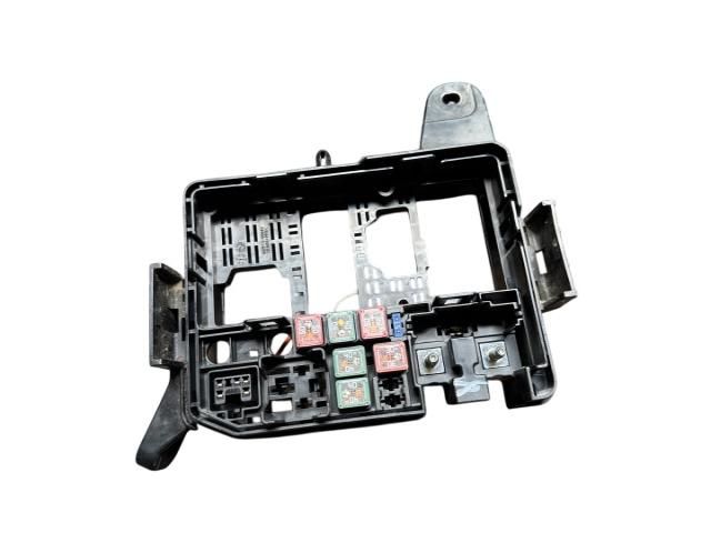 bontott HYUNDAI i20 II Biztosítéktábla Motortér