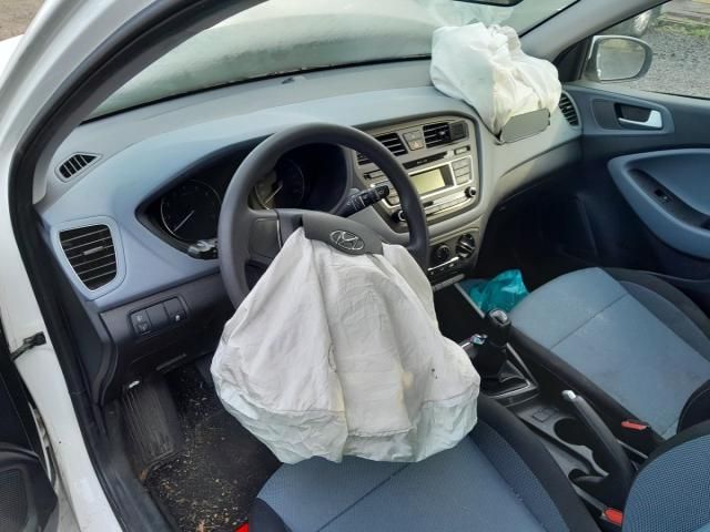 bontott HYUNDAI i20 II Motor (Fűzött blokk hengerfejjel)