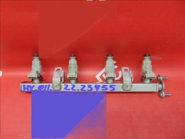 bontott HYUNDAI i20 II Porlasztó Sor / Híd