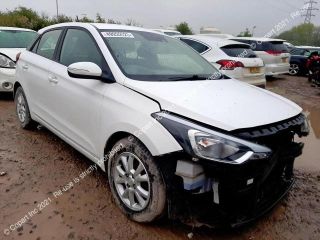 bontott HYUNDAI i20 II Tank