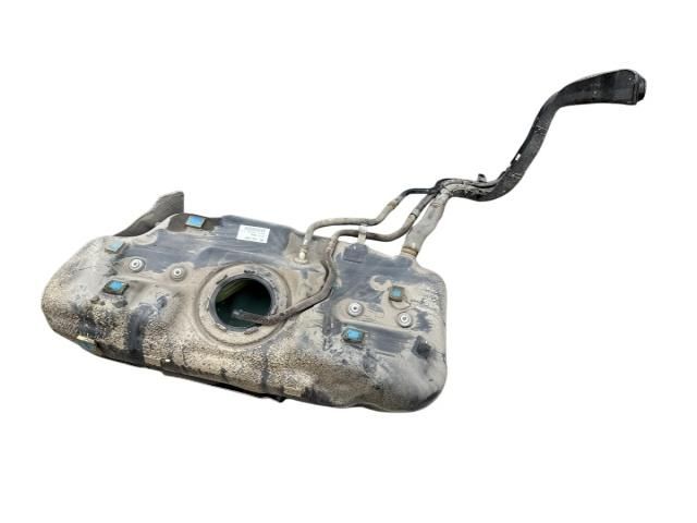 bontott HYUNDAI i20 II Tank