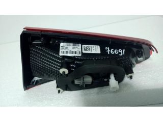 bontott HYUNDAI i20 II Bal Belső Hátsó Lámpa