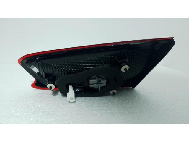 bontott HYUNDAI i20 II Bal Belső Hátsó Lámpa